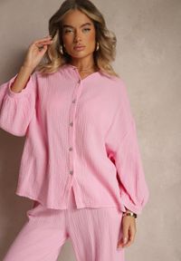 Renee - Różowy Bawełniany Komplet Muślinowy Oversize z Koszulą i Szerokimi Spodniami Ziorina. Kolor: różowy. Materiał: bawełna. Wzór: aplikacja #5