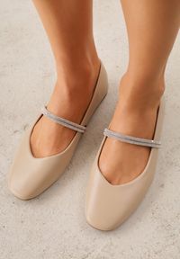 Renee - Beżowe Balerinki w Stylu Mary Jane z Paskiem z Cyrkoniami Cireris. Okazja: na imprezę. Zapięcie: pasek. Kolor: beżowy. Materiał: jeans. Styl: elegancki, klasyczny #1