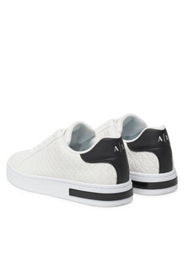 Armani Exchange Sneakersy XM000140 AF11916 M0028 Biały. Kolor: biały. Materiał: skóra