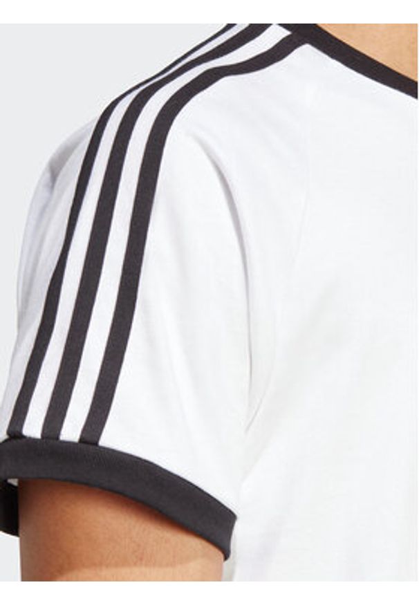 Adidas - adidas T-Shirt Adicolor Classics 3-Stripes T-Shirt IA4846 Biały Slim Fit. Kolor: biały. Materiał: bawełna