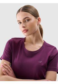 4f - 4F T-shirt regular gładki damski - fioletowy XS. Okazja: na co dzień. Kolor: fioletowy. Materiał: bawełna, dzianina, jersey. Długość rękawa: krótki rękaw. Długość: krótkie. Wzór: gładki. Sezon: lato. Styl: klasyczny, casual, sportowy #2
