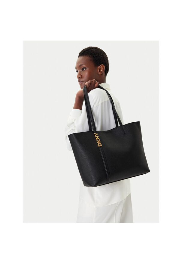 Torebka DKNY. Kolor: czarny