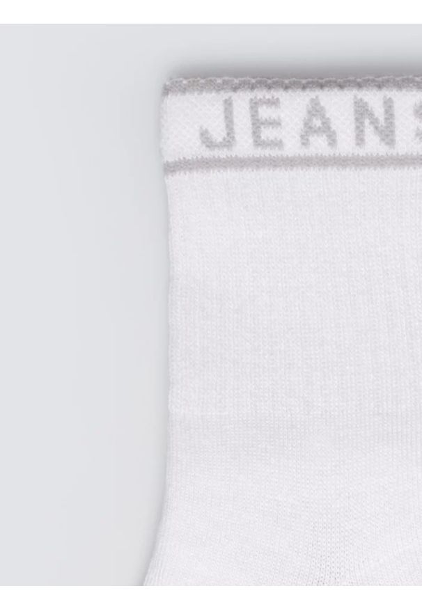 Big-Star - Skarpety damskie długie białe Bordi 101. Kolor: biały. Materiał: elastan, bawełna, materiał, poliamid, jeans. Wzór: napisy