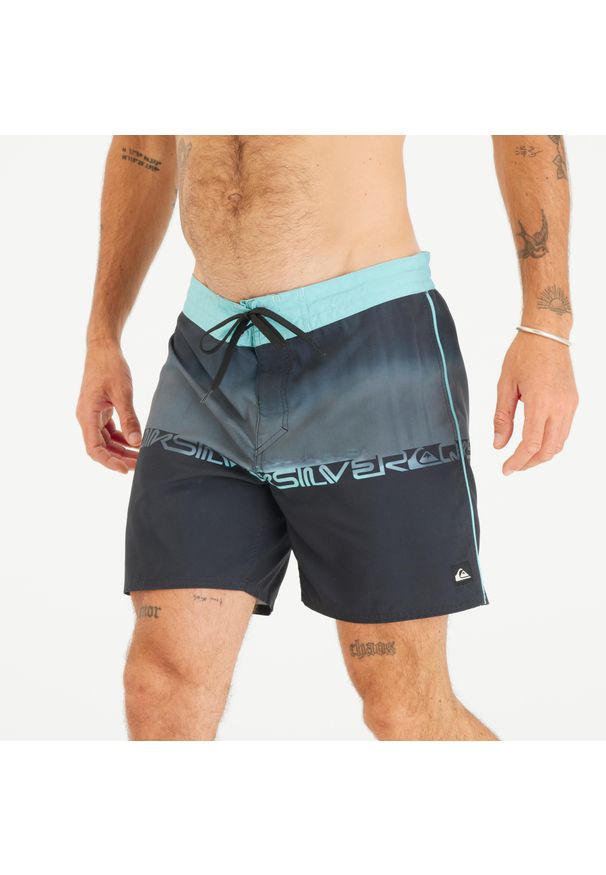 Spodenki surfingowe męskie Quiksilver 16" Half Jam Wordblock. Kolor: niebieski, czarny, wielokolorowy. Materiał: poliester. Styl: sportowy