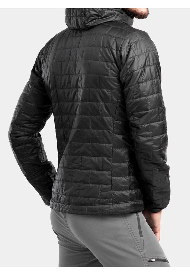 Ocieplana kurtka Patagonia Nano Puff Hoody - black S. Kolor: czarny. Sport: turystyka piesza