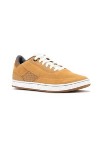 OXELO - Buty skate niskie Oxelo CRUSH 500. Kolor: wielokolorowy, pomarańczowy, beżowy. Materiał: skóra. Szerokość cholewki: normalna. Sport: skateboard #1