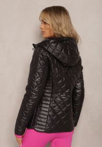 Renee - Czarna Kurtka Pikowana Baseros. Okazja: na co dzień. Kolor: czarny. Materiał: poliester. Długość: krótkie. Wzór: geometria. Styl: casual, elegancki #3
