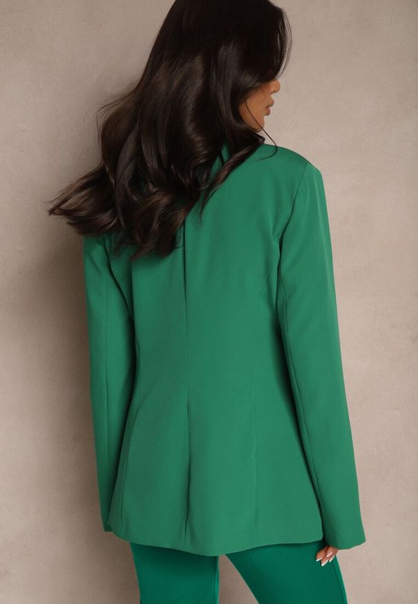 Renee - Ciemnozielona Marynarka o Jednorzędowym Kroju z Usztywnionymi Ramionami Vannora. Okazja: do pracy, na spotkanie biznesowe. Kolor: zielony. Materiał: jeans. Styl: biznesowy, elegancki