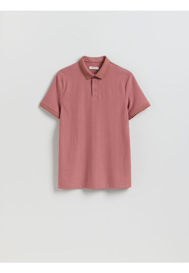 Reserved - Koszulka polo slim - brudny róż. Typ kołnierza: polo. Kolor: różowy. Materiał: bawełna, dzianina