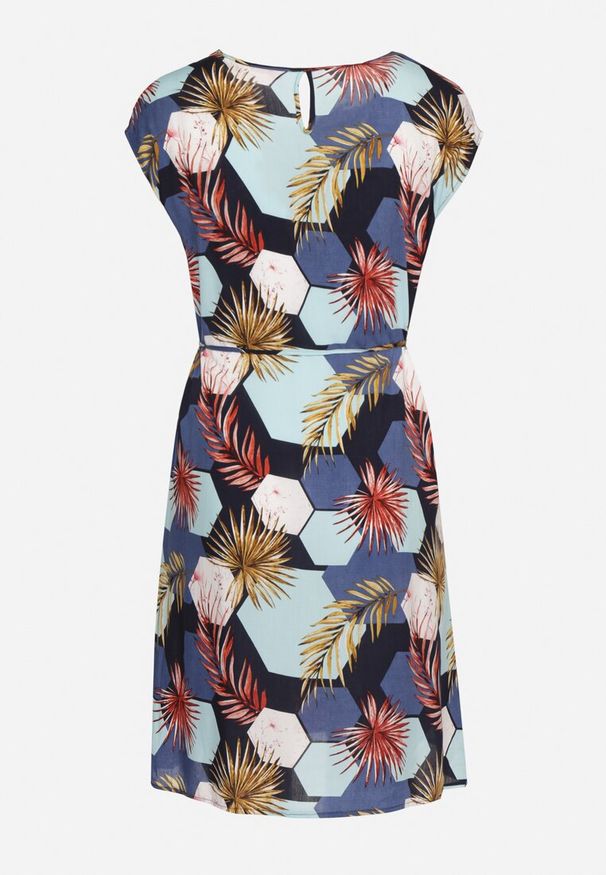 Born2be - Granatowa Sukienka Wiązana w Talii w Abstrakcyjny Wzór z Tyłu Rozcięcie Risallete. Okazja: na randkę. Kolor: niebieski. Materiał: jeans, materiał, bawełna, tkanina. Sezon: lato