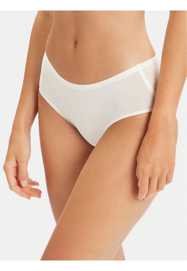 Chantelle Figi klasyczne Soft Stretch C26440 Écru. Materiał: syntetyk