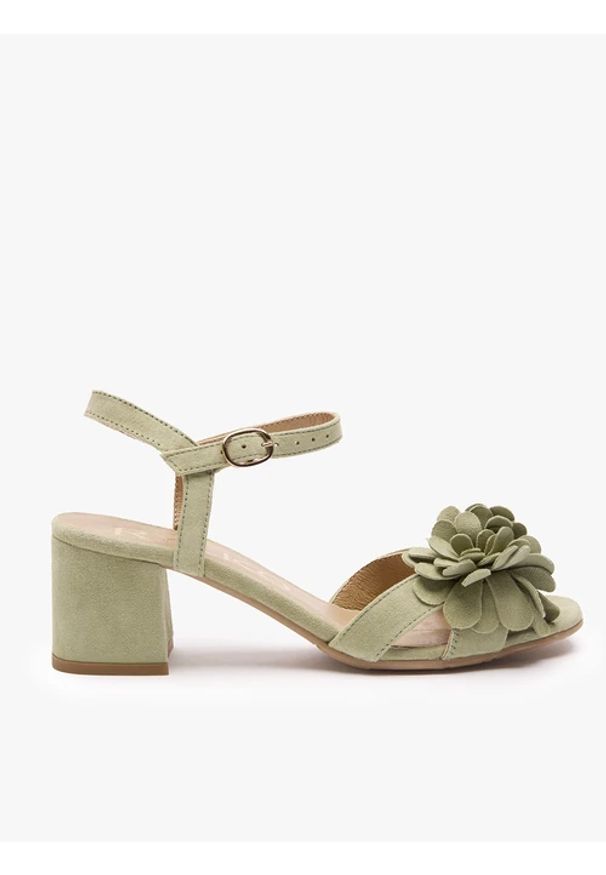Ryłko - Jasnozielone sandały na obcasie z kwiatem. Zapięcie: sprzączka. Kolor: zielony. Materiał: skóra, welur. Wzór: kwiaty. Sezon: wiosna, lato. Obcas: na obcasie. Styl: street, elegancki. Wysokość obcasa: średni