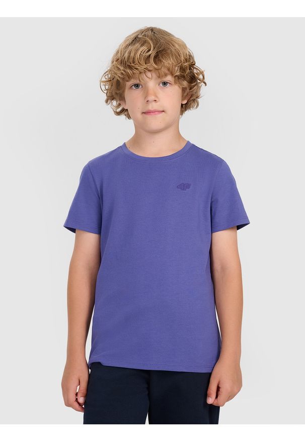 4f - 4F T-shirt oversize gładki chłopięcy - niebieski 134 (8-9 lat). Okazja: na co dzień. Kolor: niebieski. Materiał: dzianina, jersey, bawełna. Długość rękawa: krótki rękaw. Długość: krótkie. Wzór: gładki. Sezon: lato. Styl: casual, klasyczny, sportowy