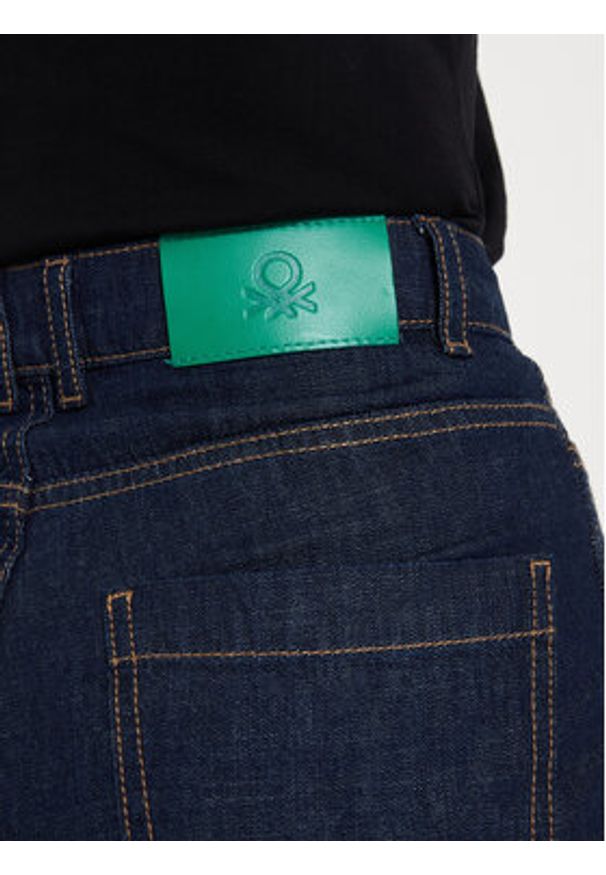 United Colors of Benetton - United Colors Of Benetton Szorty jeansowe 42CLD9015 Granatowy Regular Fit. Kolor: niebieski. Materiał: bawełna