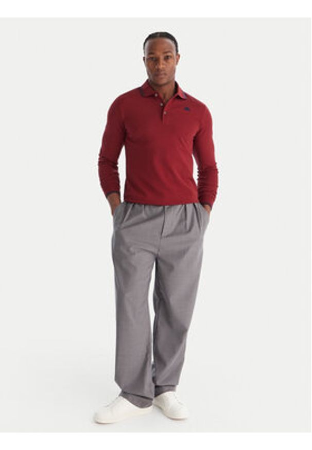 Robe di Kappa Polo Gord 6006570 Czerwony Slim Fit. Typ kołnierza: polo. Kolor: czerwony. Materiał: bawełna