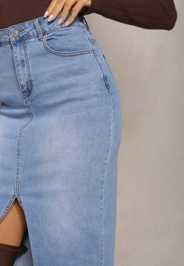 Renee - Niebieska Jeansowa Spódnica Midi High Waist z Rozcięciem Lushio. Stan: podwyższony. Kolor: niebieski. Materiał: jeans. Styl: klasyczny