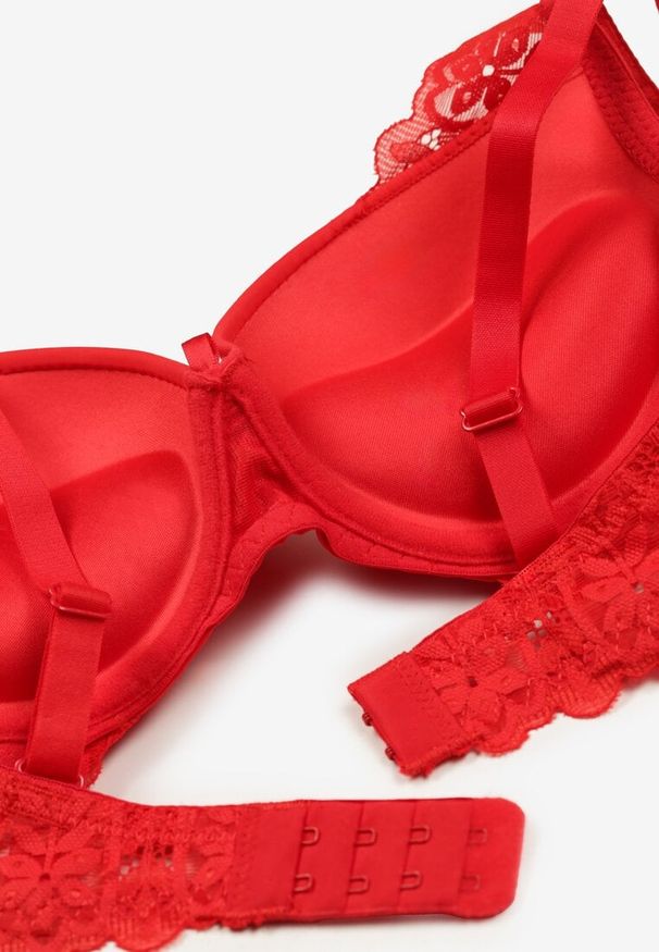Born2be - Czerwony Biustonosz Koronkowy z Efektem Push Up Grateria. Kolor: czerwony. Materiał: koronka. Rodzaj stanika: push-up. Wzór: aplikacja