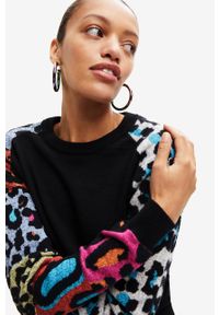 Desigual sweter damski kolor czarny lekki. Kolor: czarny. Materiał: bawełna. Długość rękawa: raglanowy rękaw #5