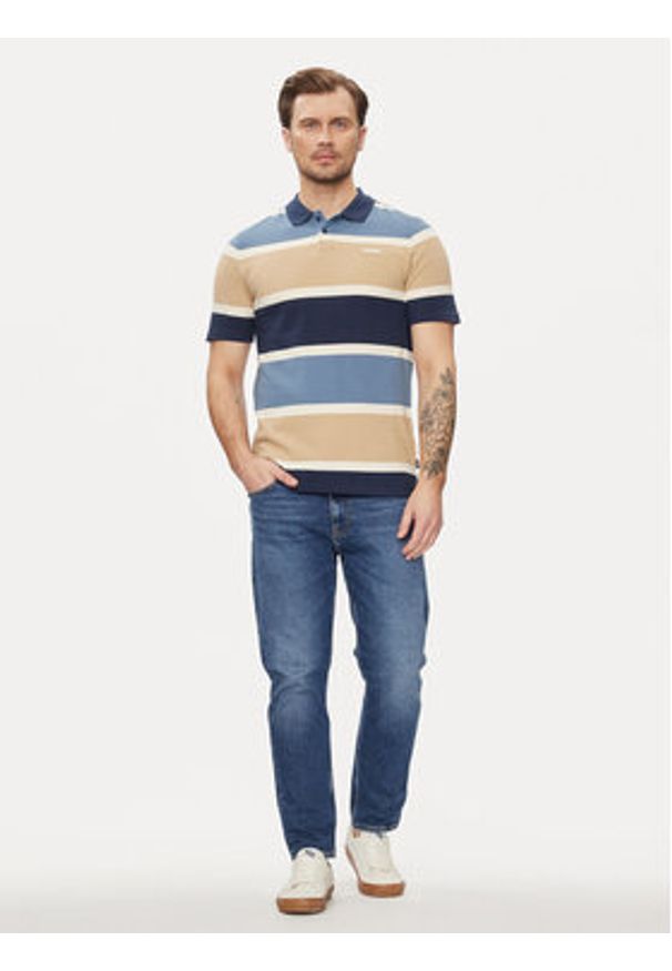 Vans Polo Halicrest Stripe Polo Ss VN000G3R Niebieski Regular Fit. Typ kołnierza: polo. Kolor: niebieski. Materiał: bawełna