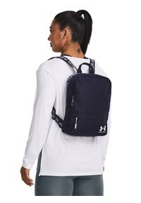 Plecak uniseks Under Armour UA Sportstyle Backpack SM - granatowy. Kolor: niebieski. Materiał: poliester, żakard. Wzór: paski #1