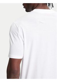 Hugo - HUGO T-Shirt Dapusi 50544458 Biały Regular Fit. Kolor: biały. Materiał: bawełna #4
