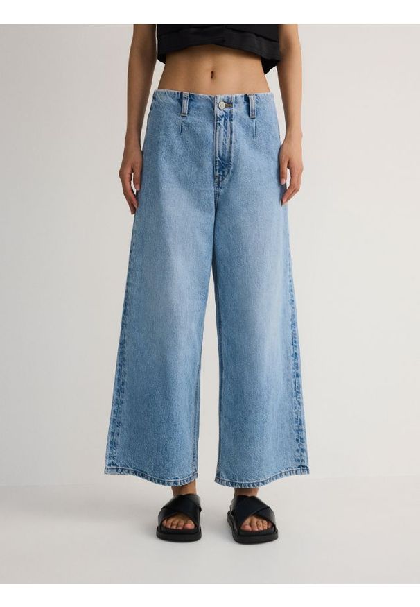 Reserved - Jeansy culotte - niebieski. Kolor: niebieski