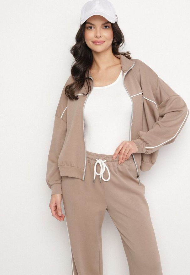 Born2be - Beżowy Komplet Dresowy z Wiskozą w Stylu Retro Bluza i Szerokie Spodnie Lavriz. Kolor: beżowy. Materiał: wiskoza, dresówka