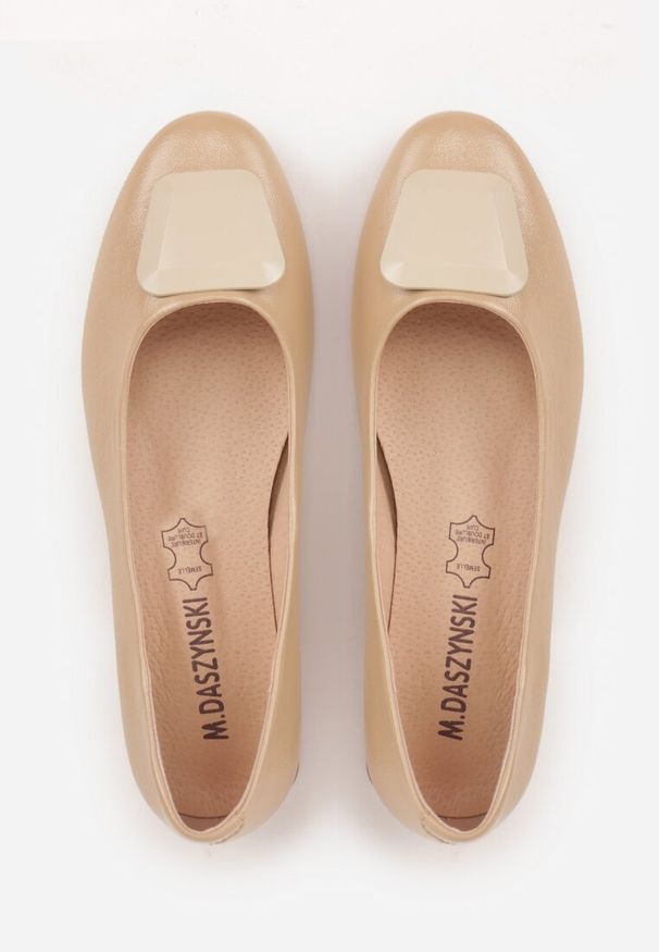 Renee - Beżowe Czółenka w Stylu Retro ze Skórzaną Wkładką Faylina. Okazja: na imprezę. Kolor: beżowy. Materiał: skóra. Obcas: na obcasie. Styl: retro. Wysokość obcasa: niski