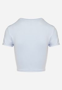 Born2be - Jasnoniebieski T-shirt z Wiskozą o Dopasowanym Kroju Typu Crop Top Folirra. Okazja: na co dzień. Kolor: niebieski. Materiał: wiskoza. Styl: klasyczny, casual #7