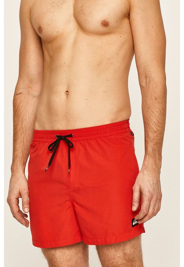 Quiksilver kolor czerwony. Kolor: czerwony. Materiał: tkanina, materiał