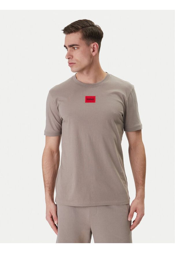 Hugo - HUGO T-Shirt Diragolino212 50447978 Beżowy Regular Fit. Kolor: beżowy. Materiał: bawełna