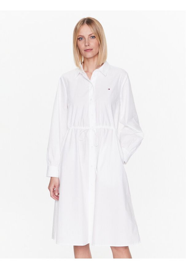 TOMMY HILFIGER - Tommy Hilfiger Sukienka koszulowa WW0WW39196 Biały Regular Fit. Kolor: biały. Materiał: bawełna. Typ sukienki: koszulowe