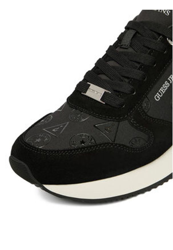 Guess Jeans Sneakersy CWBEO-K250087 Czarny. Kolor: czarny. Materiał: materiał