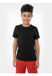 4f - T-shirt gładki chłopięcy. Kolor: czarny. Materiał: bawełna. Wzór: gładki #1