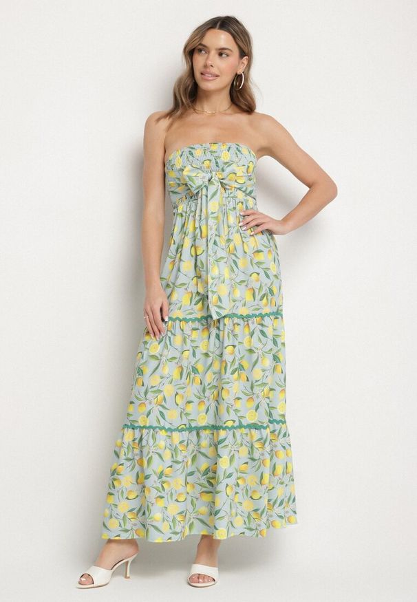 Born2be - Ciemnozielona Sukienka w Cytryny z Kokardą Galadessa. Okazja: na co dzień, na randkę. Typ kołnierza: kokarda. Kolor: zielony. Sezon: lato. Styl: casual, elegancki