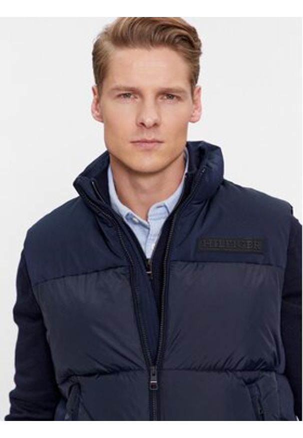 TOMMY HILFIGER - Tommy Hilfiger Bezrękawnik New York MW0MW32769 Granatowy Regular Fit. Kolor: niebieski. Materiał: syntetyk. Długość rękawa: bez rękawów