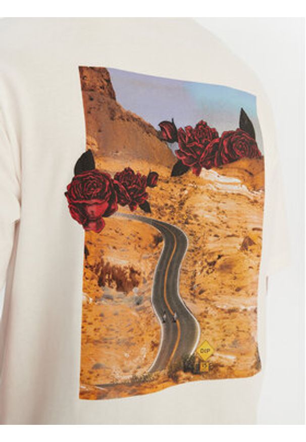 Hugo - HUGO T-Shirt Domans 50564642 Écru Oversize. Kolor: kremowy. Materiał: bawełna