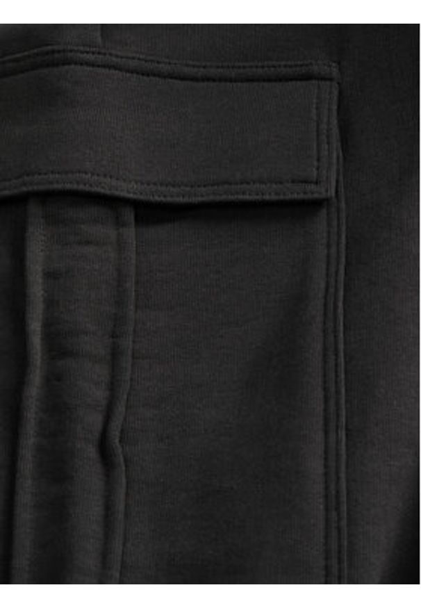 JJXX Spodnie materiałowe Sofia 12245779 Czarny Relaxed Fit. Kolor: czarny. Materiał: bawełna