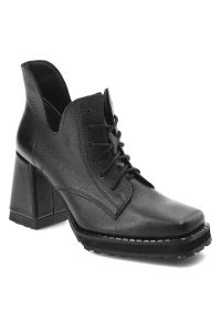 Czarne Botki Exquisite Modne Skórzane Buty Damskie. Kolor: czarny. Materiał: skóra. Wzór: geometria. Styl: klasyczny, elegancki