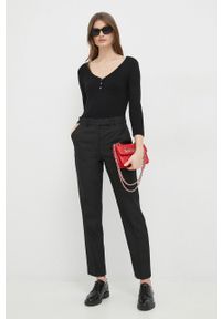 Steve Madden torebka Bfreya kolor czerwony SM13000936. Kolor: czerwony. Rodzaj torebki: na ramię #4