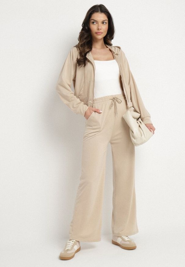 Born2be - Ciemnobeżowy Komplet Dresowy Bluza z Kapturem Rozpinana i Szerokie Spodnie Avesmira. Kolor: beżowy. Materiał: dresówka
