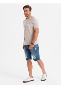 Ombre Clothing - Męskie krótkie spodenki jeansowe z przetarciami i dziurami – niebieskie V3 - Rozmiar: M. Okazja: na co dzień. Kolor: niebieski. Materiał: jeans. Długość: krótkie. Wzór: aplikacja. Sezon: lato. Styl: klasyczny, casual