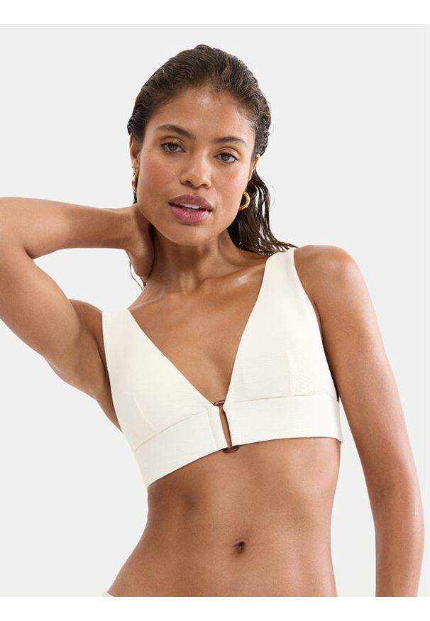 Triumph Góra od bikini Summer Dune 10226528 Kremowy. Kolor: kremowy. Materiał: syntetyk