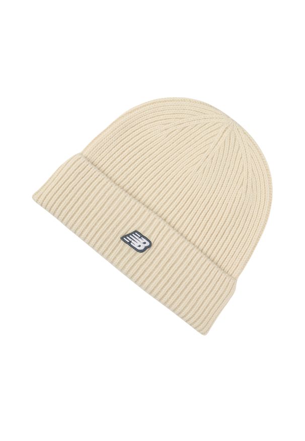 Czapka New Balance LAH53008PEF – beżowa. Kolor: beżowy. Materiał: akryl. Sezon: zima
