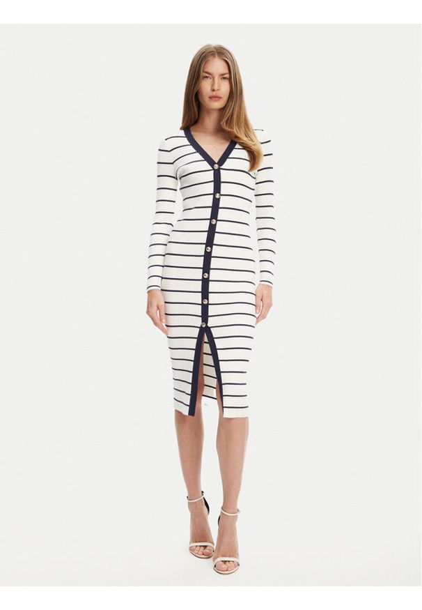 Guess Sukienka dzianinowa W5YK98 Z2YK2 Biały Slim Fit. Kolor: biały. Materiał: wiskoza