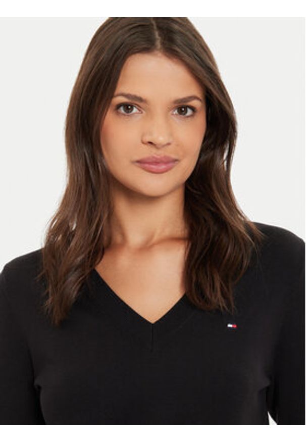 TOMMY HILFIGER - Tommy Hilfiger Sweter WW0WW40098 Czarny Regular Fit. Kolor: czarny. Materiał: bawełna, syntetyk