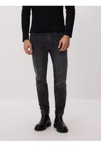 Reserved - Jeansy jogger fit - szary. Kolor: szary #1