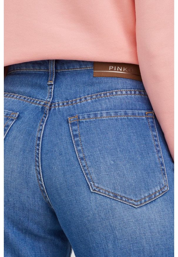 Pinko jeansy damskie medium waist. Kolor: fioletowy