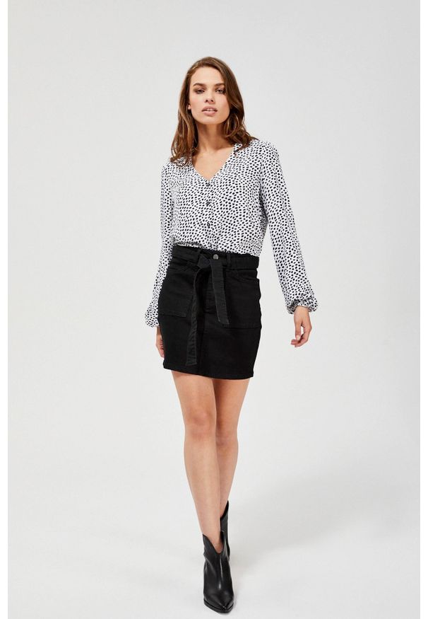 MOODO - Spódnica mini. Materiał: bawełna, poliester, jeans, elastan. Wzór: gładki