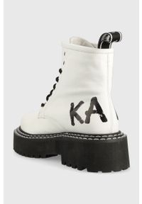 Karl Lagerfeld workery skórzane PATROL II damskie kolor biały na platformie. Nosek buta: okrągły. Zapięcie: sznurówki. Kolor: biały. Materiał: skóra. Obcas: na platformie #5